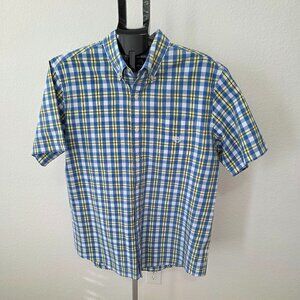 CHAPS EASY CARE MENS XL BLUE, YELLOW AND WHITE PLAID SHORT SLEEVE SHIRT.